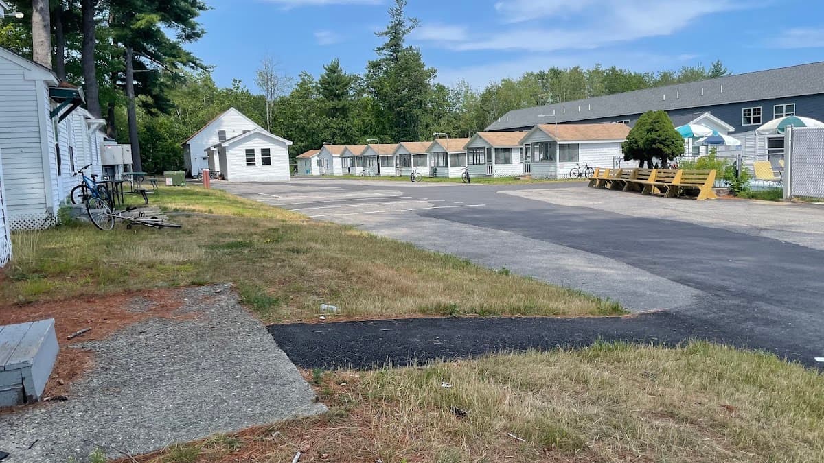 Evergreen Motor Court, Motel in Saco