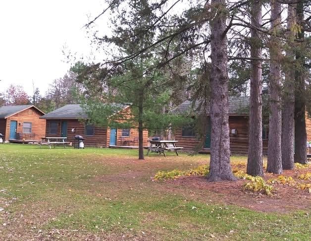 Wannigan Point Cabins Resort, Resort in Saint Croix Falls