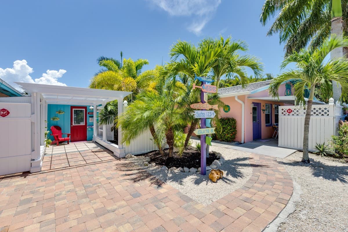 2 Fish Inn, Hotel in Saint James City