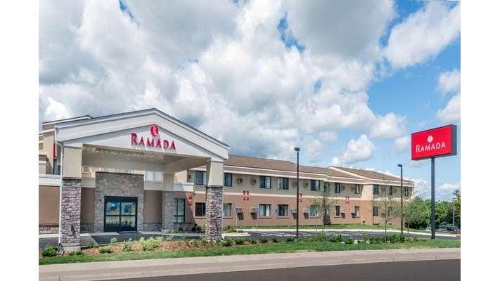 Ramada by Wyndham Minneapolis Golden Valley, Hotel in Saint Louis Park