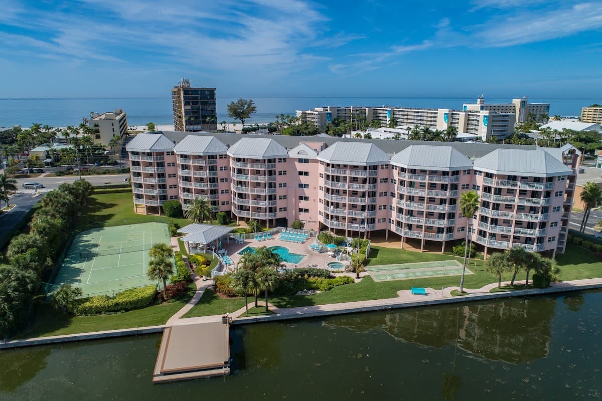 Sunrise Resort St. Pete Beach, Resort in Saint Pete Beach