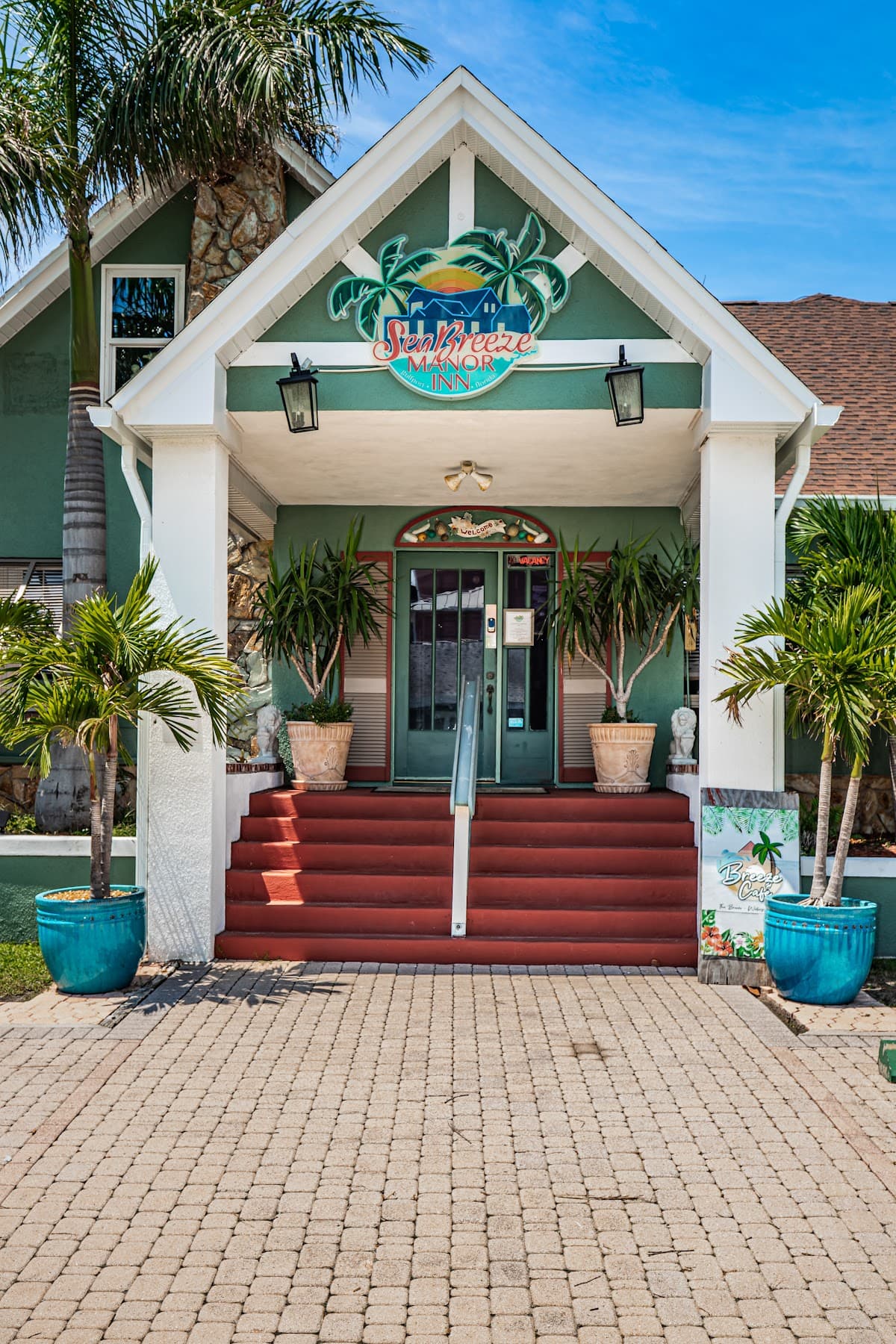 Sea Breeze Manor Inn, Hotel in Saint Pete Beach