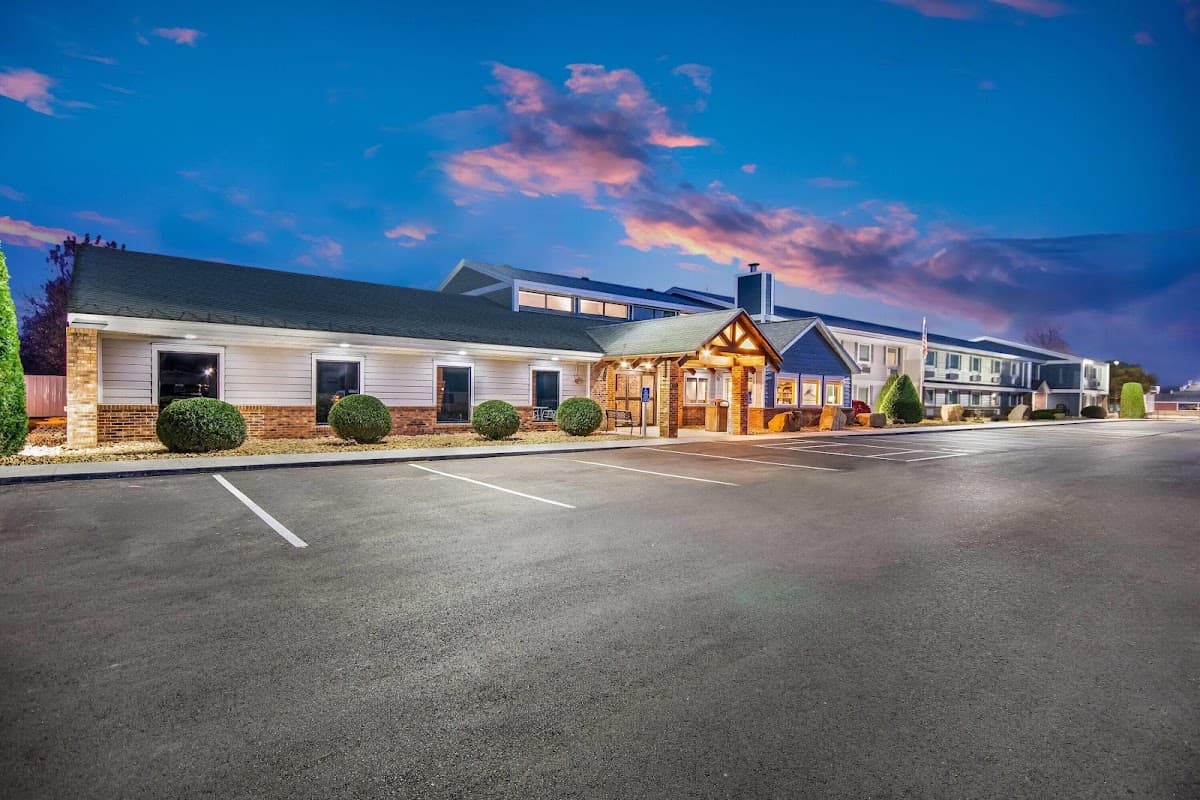 AmericInn by Wyndham St. Peter, Hotel in Saint Peter
