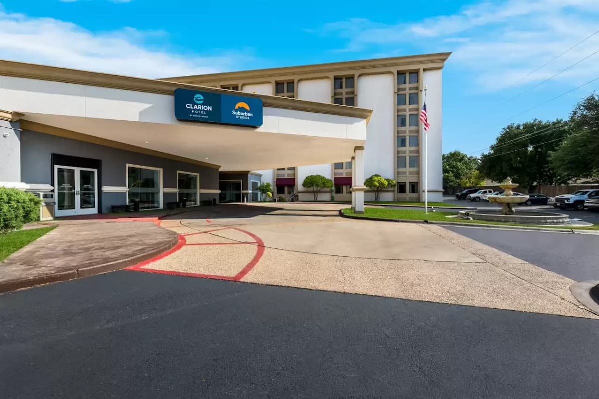 Suburban Studios San Angelo near Convention Center, Aparthotel in San Angelo