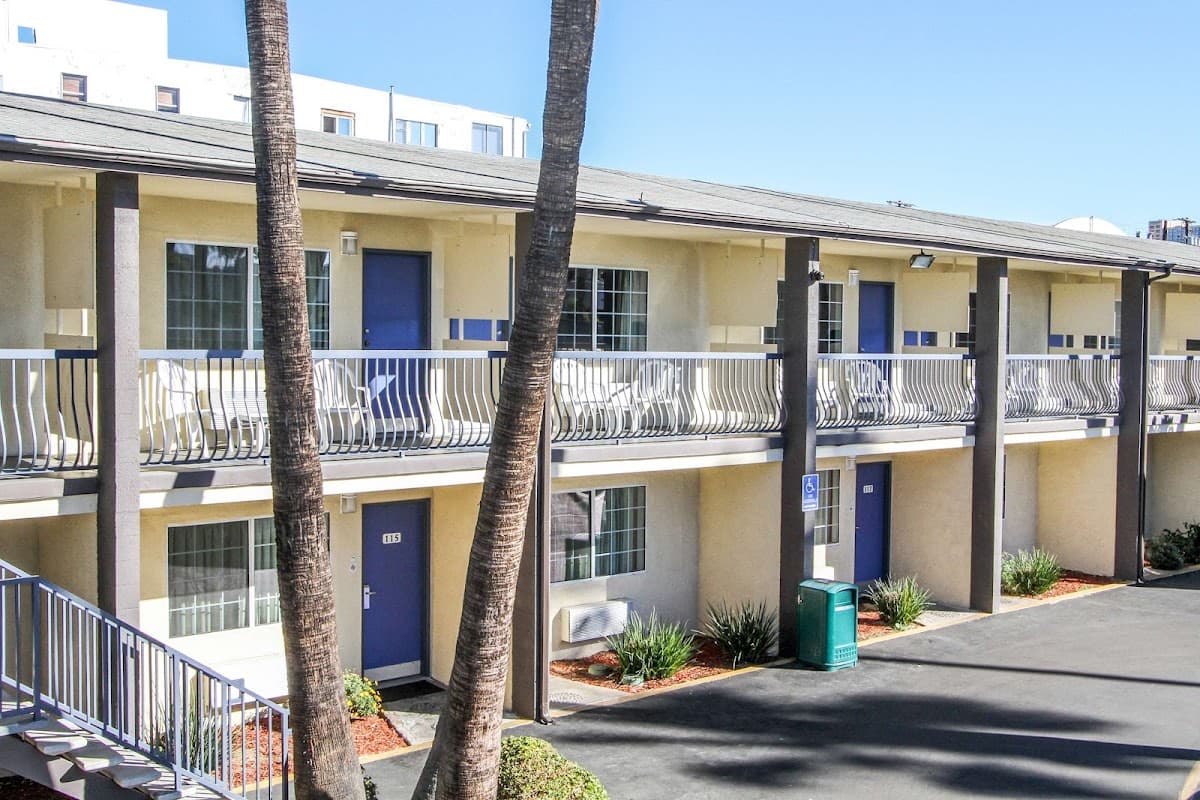 Motel 6 San Diego, CA - Airport - Harbor, Hotel in San Diego
