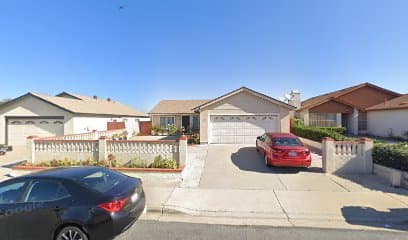 Entire Private 4-Bedroom House with Garage, Gated Yard, King Bed, Campsite in National City