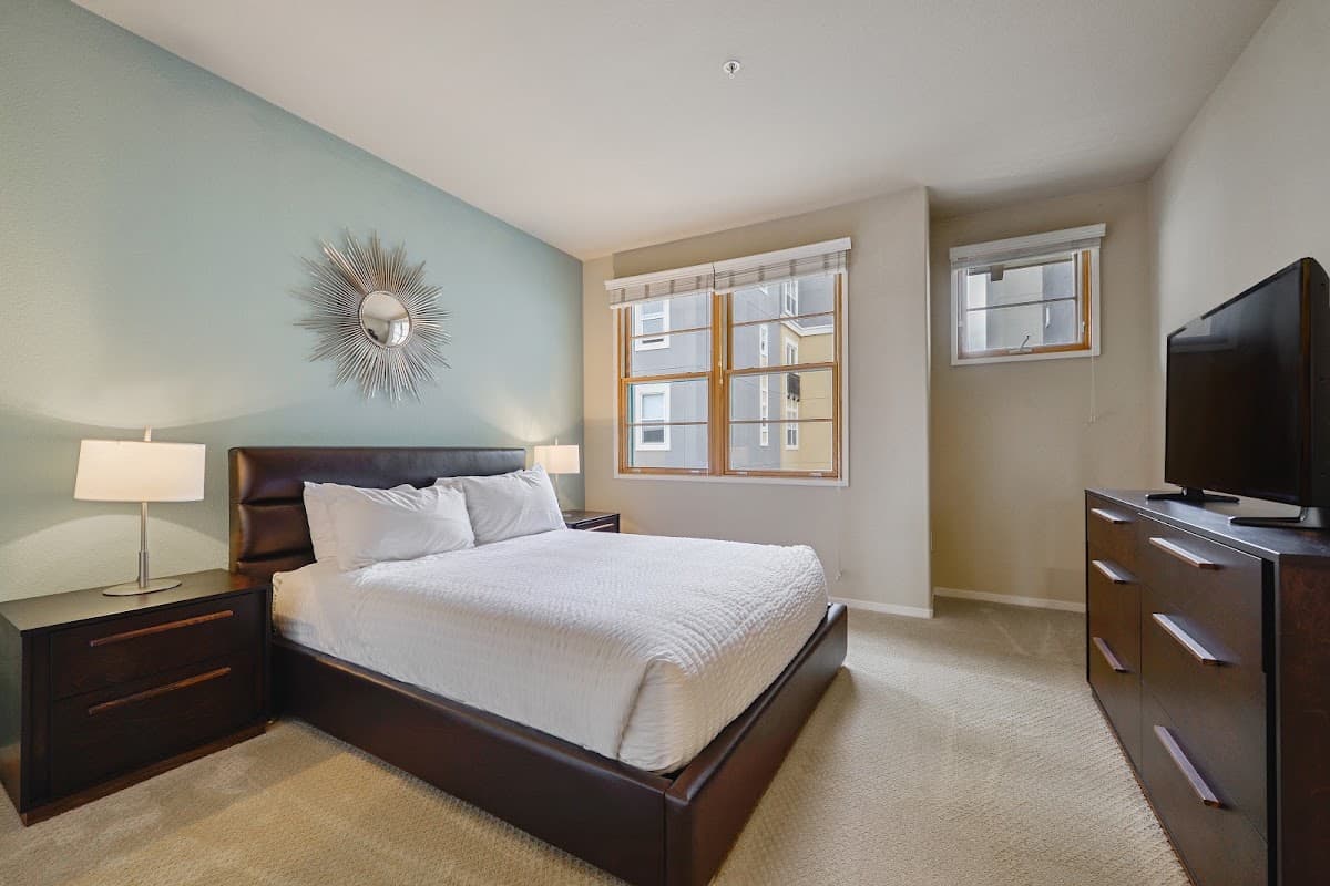 Furnished Quarters, Aparthotel in Campbell