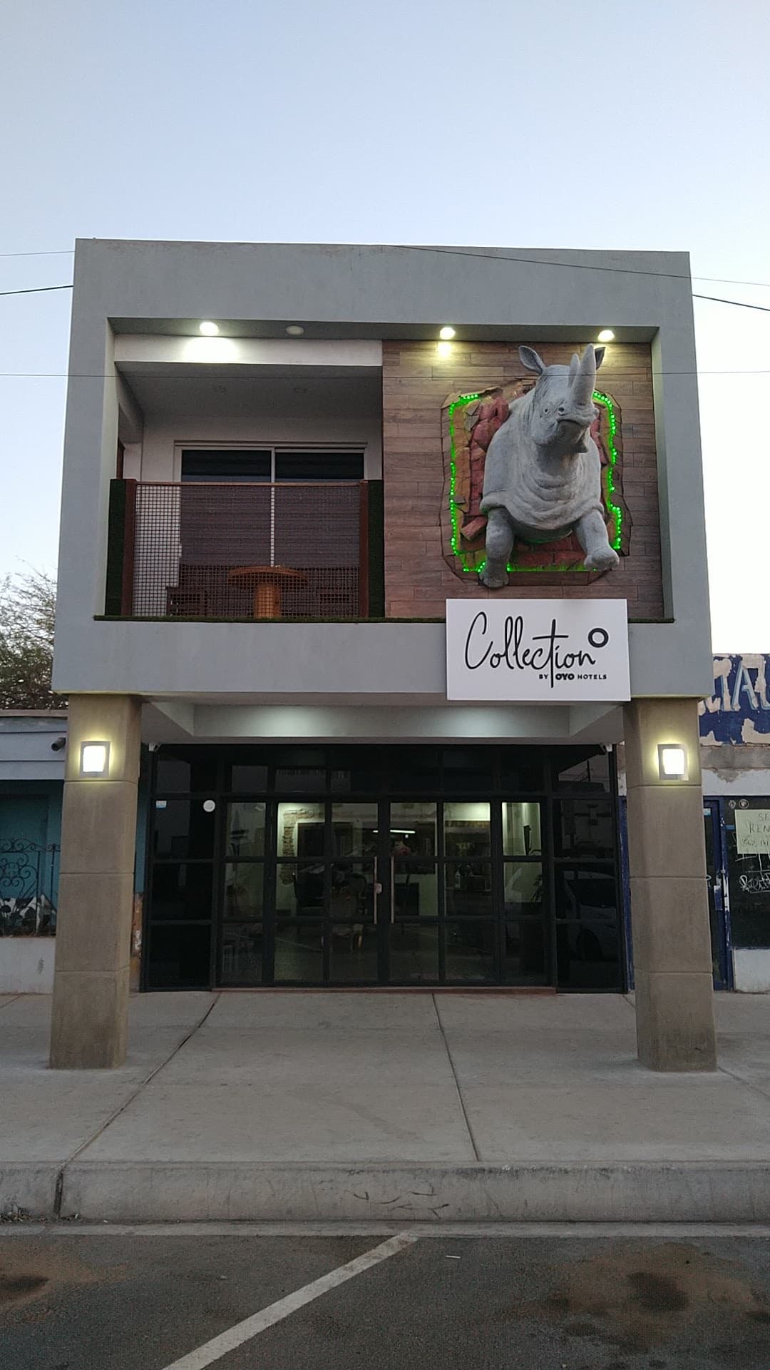 OYO Rhino Downtown, Hotel in San Luis