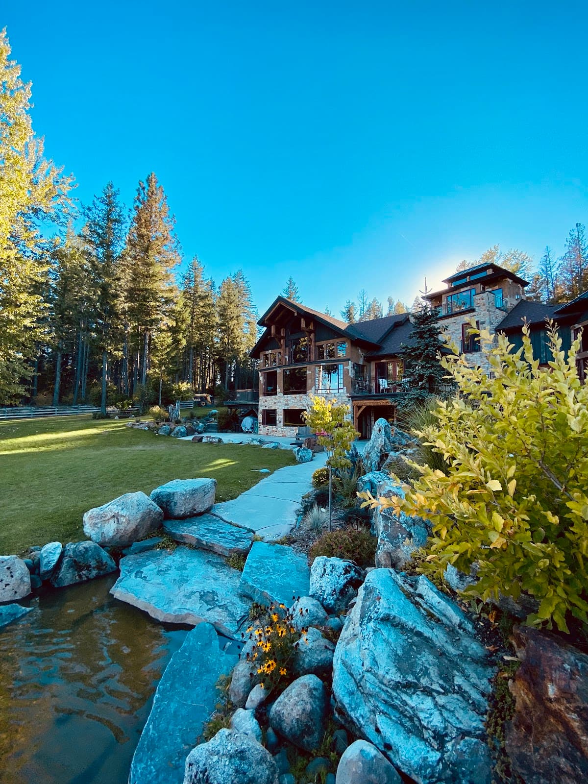 Talus Rock Retreat, Resort in Sandpoint