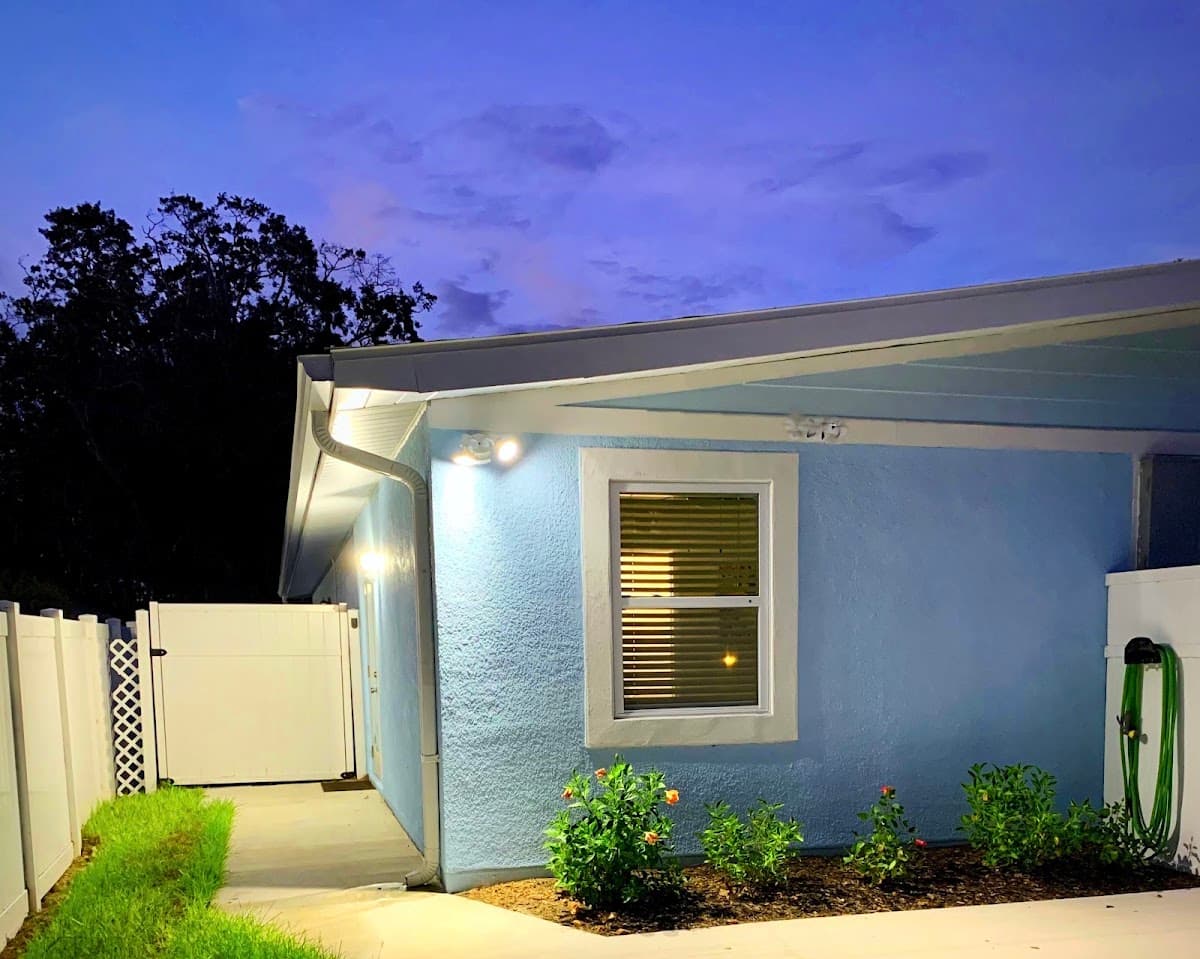 Parrot Paradise Sarasota Vacation Home, Aparthotel in Sarasota