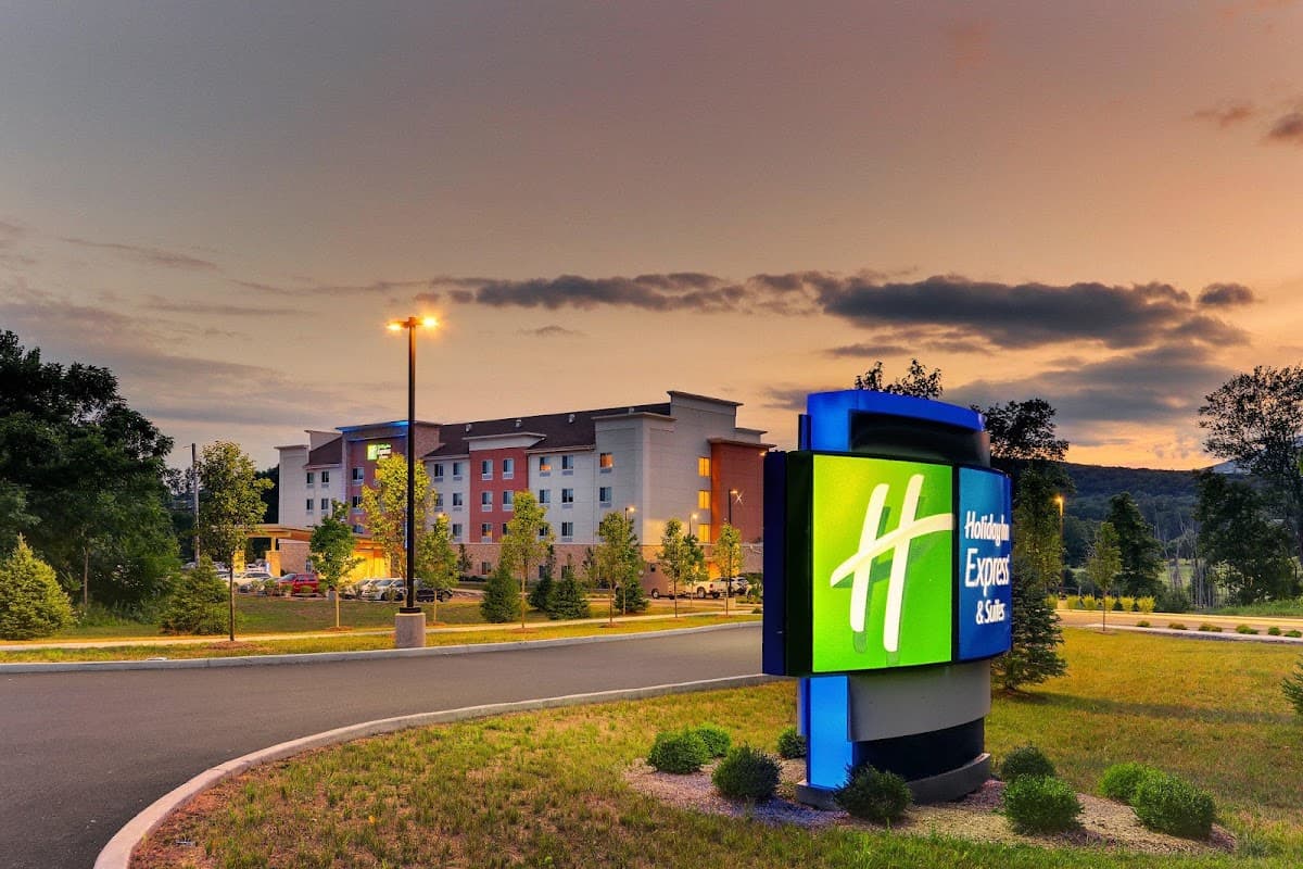 Holiday Inn Express & Suites Saugerties - Hudson Valley by IHG, Hotel in Saugerties