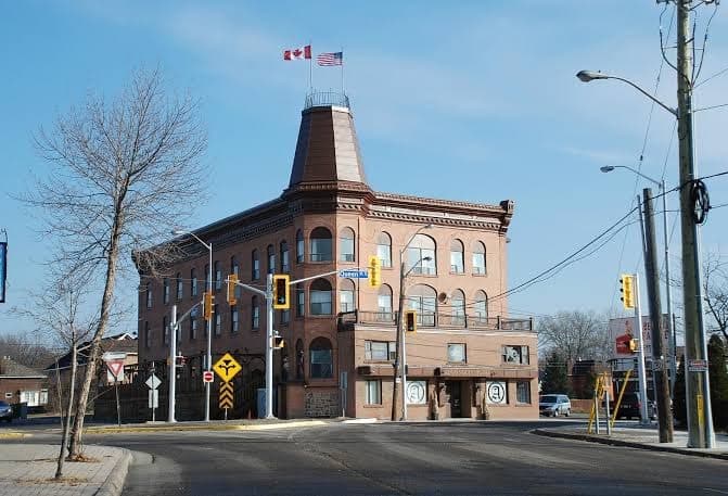 Algonquin Hotel, Hotel in Sault Ste. Marie
