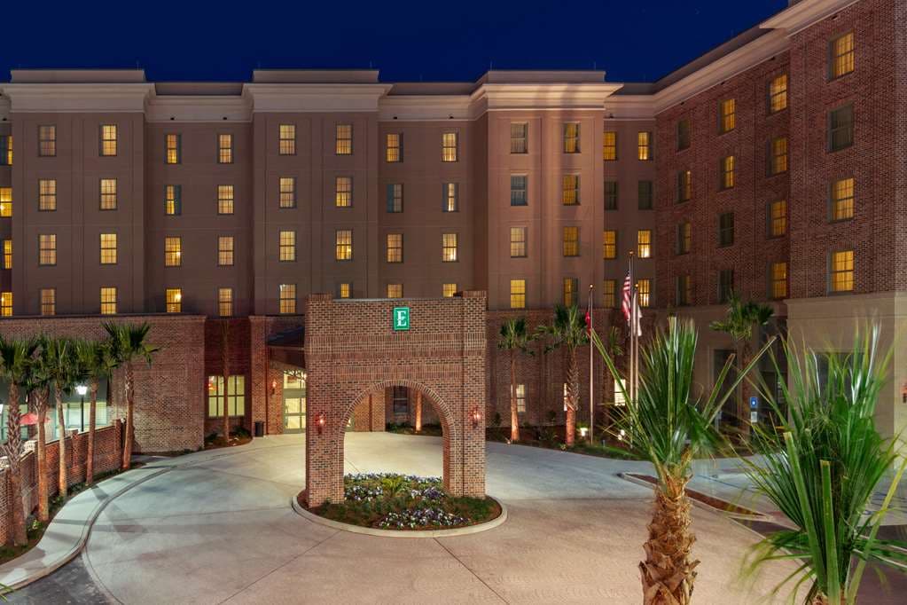 Embassy Suites by Hilton Savannah Historic District, Hotel in Savannah