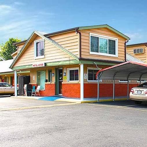 HavenPointe Inn and Suites, Motel in Scottsburg