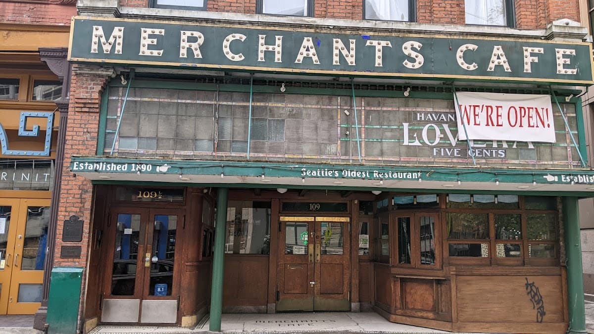 Historic Apartments at Merchants Cafe & Saloon, Aparthotel in Seattle