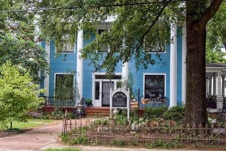Spahn House Bed & Breakfast, Hotel in Senatobia