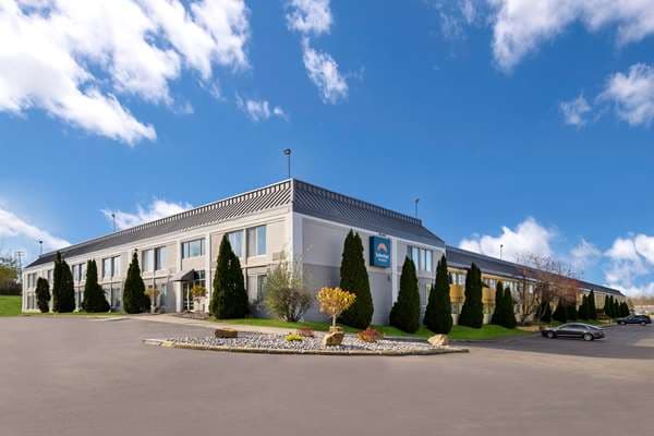 Quality Inn & Suites Syracuse Fairgrounds, Hotel in Seneca Knolls