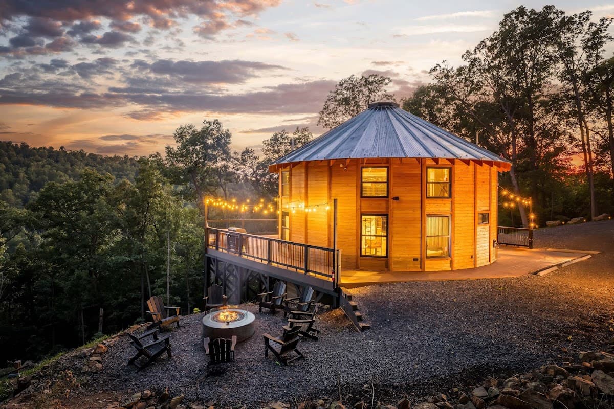 Skyline Yurt, Hotel in Shenandoah Farms