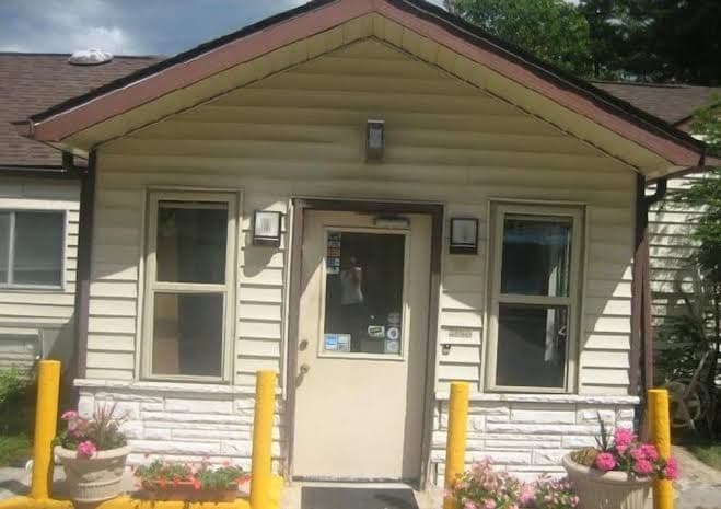gratiot view motel, Motel in Shields