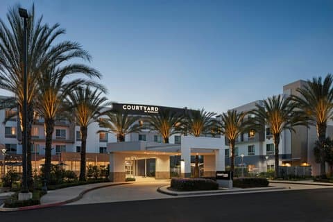 Courtyard by Marriott Long Beach Airport, Hotel in Signal Hill