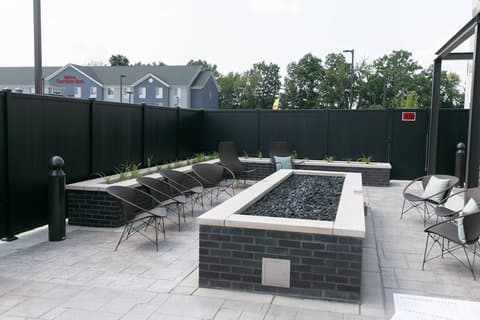 Courtyard by Marriott Elkhart, Hotel in Simonton Lake