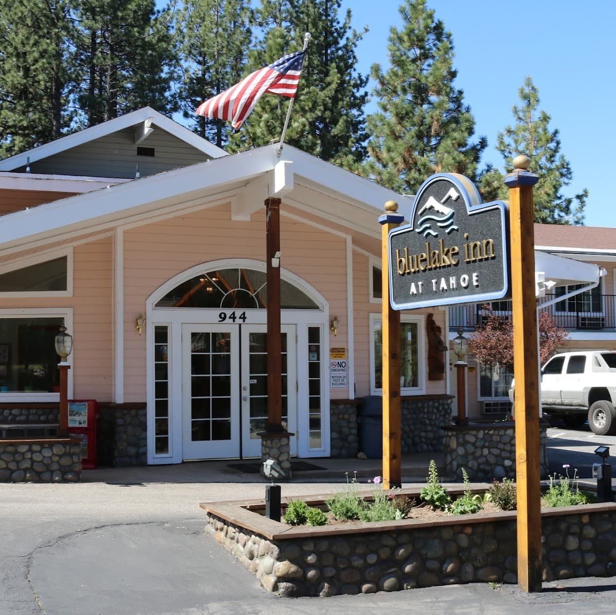 Bluelake Inn, Hotel in Kingsbury