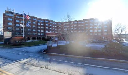deering pavilion portland me, Hotel in South Portland Gardens