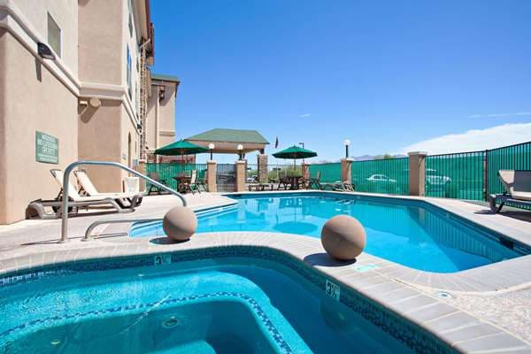 Country Inn & Suites by Radisson, Tucson City Center AZ, Hotel in South Tucson