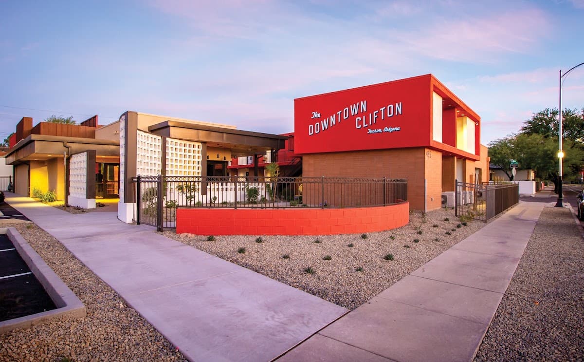 The Downtown Clifton, Hotel in South Tucson