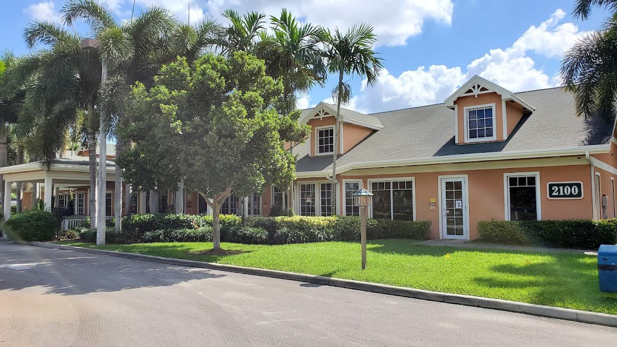 Country Inn Pet resort, Hotel in Pine Island Ridge