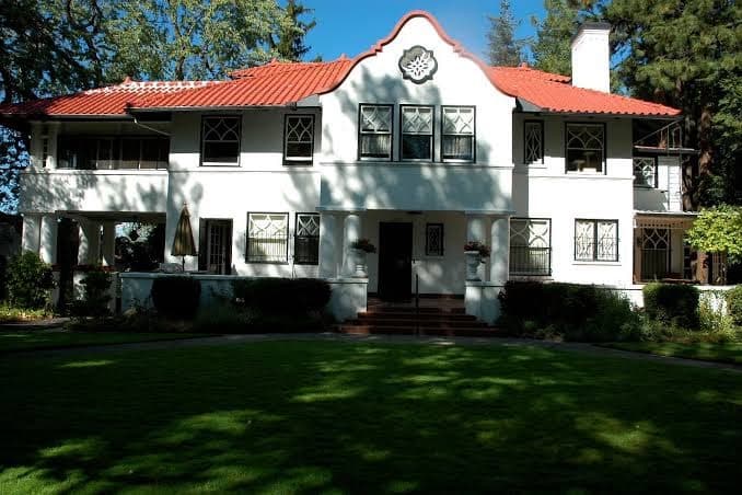 Odell House Lodging, Bed & Breakfast in Spokane