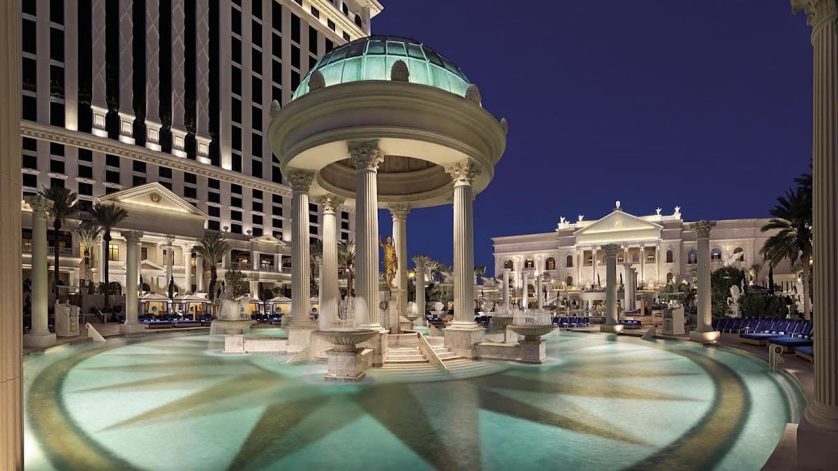 NOBU Hotel Las Vegas - A Caesars Rewards Destination, Hotel in Paradise
