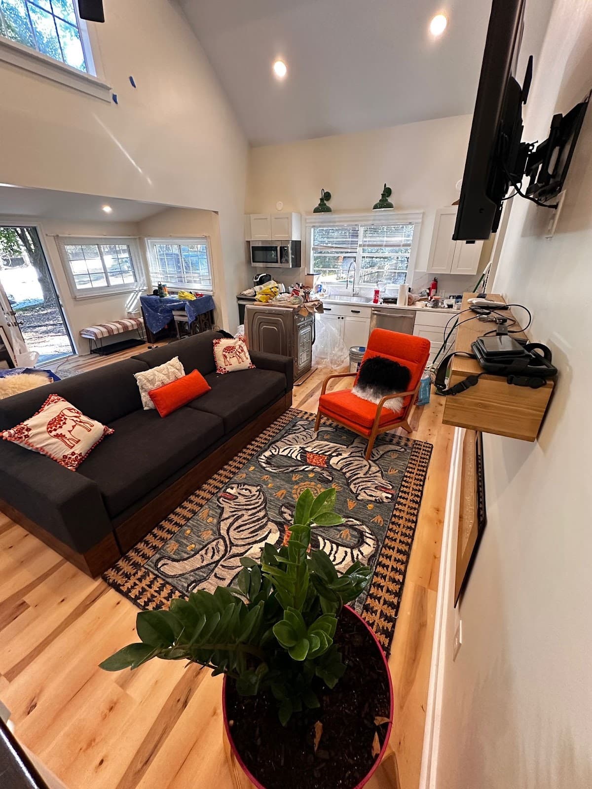 Nama Stay Suites, Hotel in Clarkston