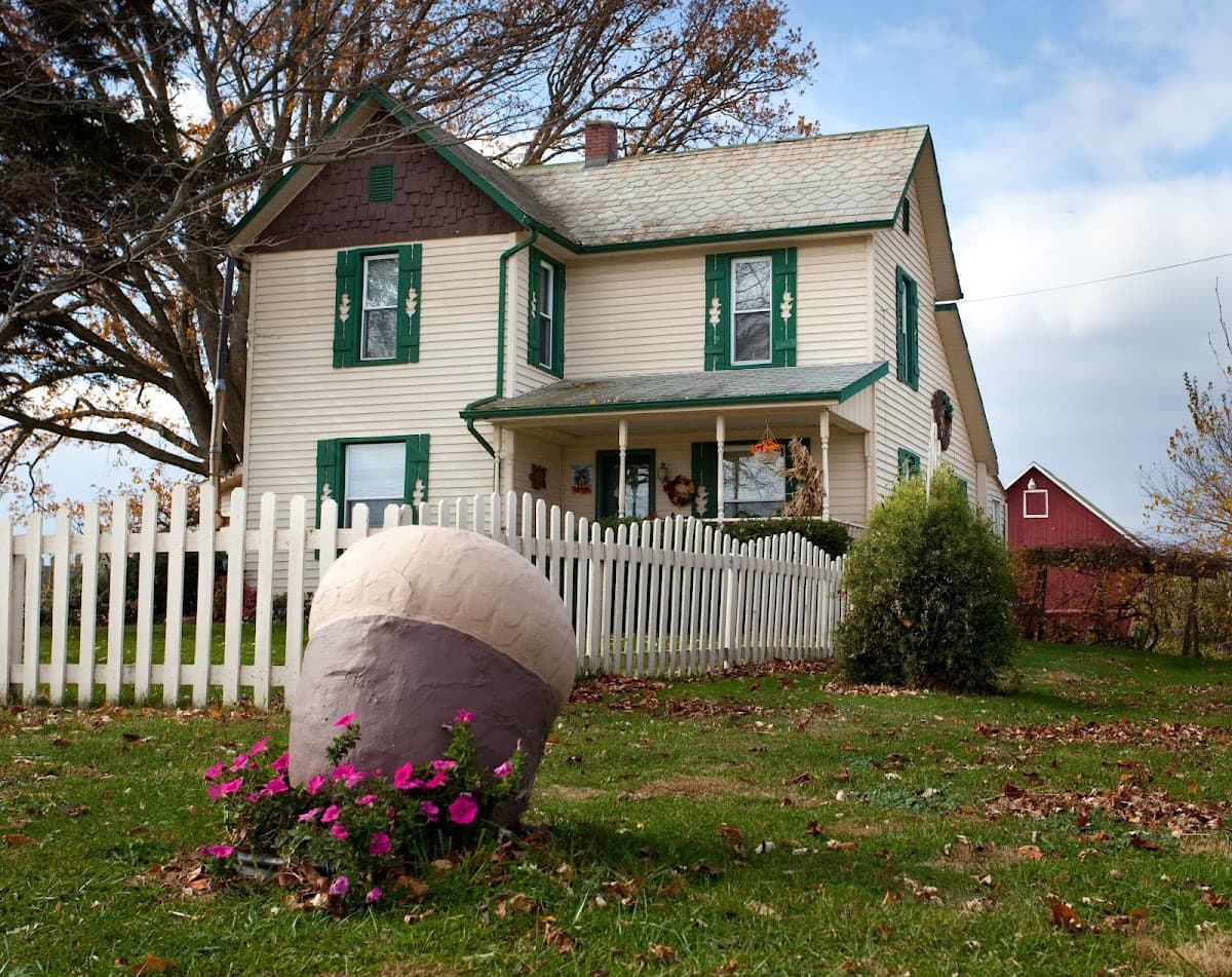 Oak Haven Bed & Breakfast, Bed & Breakfast in Sugarcreek Police Dept