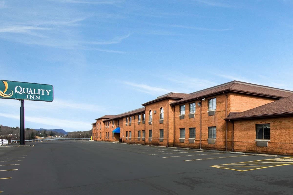 Quality Inn Summersville - New River Area, Hotel in Summersville