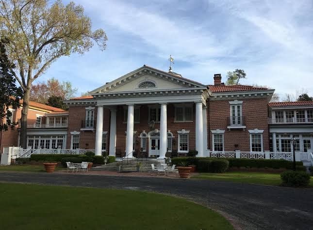 Woodlands Inn, Hotel in Summerville
