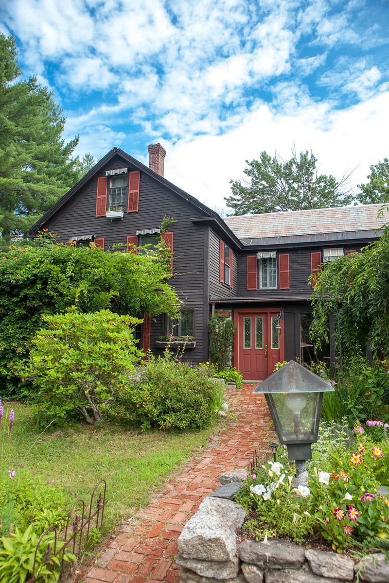 Inn of the Tartan Fox, Bed & Breakfast in Swanzey