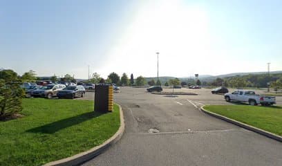 Parking Mohegan, Hotel in Plains