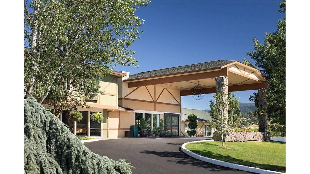 Comfort Inn & Suites Ashland, Hotel in Talent