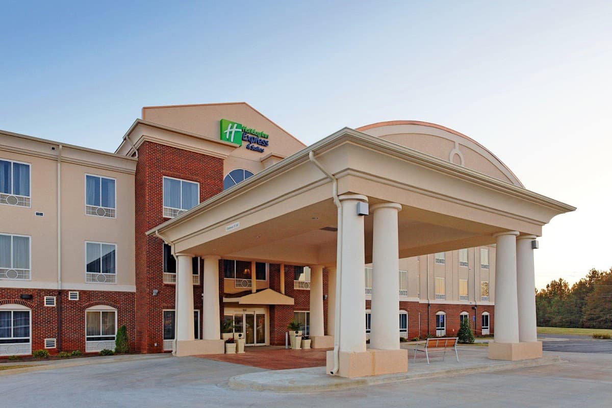 Holiday Inn Express & Suites Talladega by IHG, Hotel in Talladega