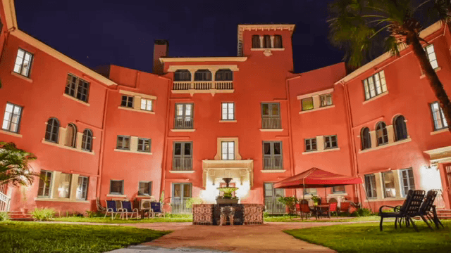 Villa de Leon, Hotel in Tampa