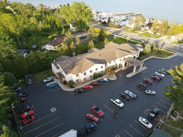 The Bay Inn, Hotel in Tawas City