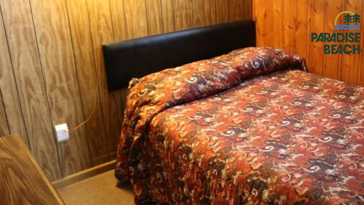 Paradise Beach Resort, Resort in Tawas City