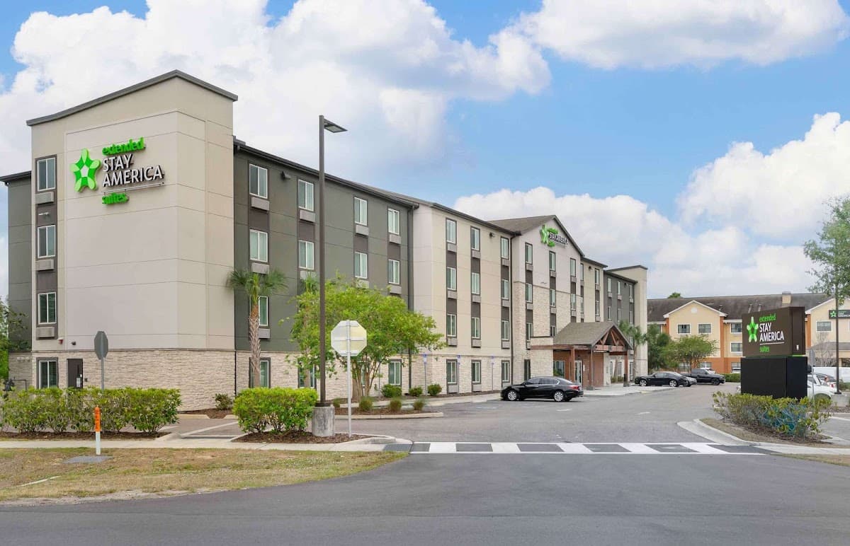 Extended Stay America Select Suites- Tampa - Northeast, Aparthotel in Temple Terrace