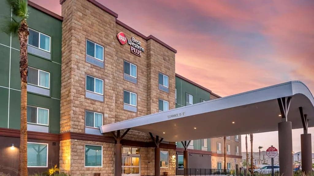 Best Western Plus Coachella Valley Inn & Suites, Hotel in Thousand Palms