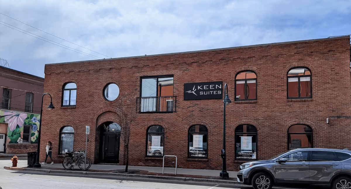 Keen Suites, Hotel in Traverse City