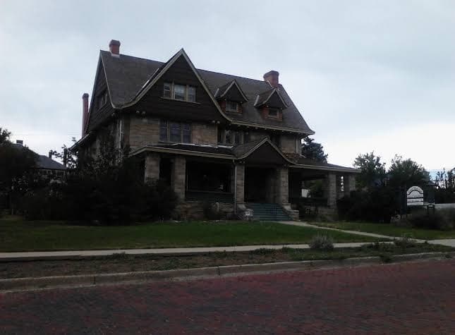 Stone Mansion Bed & Breakfast, Bed & Breakfast in Trinidad