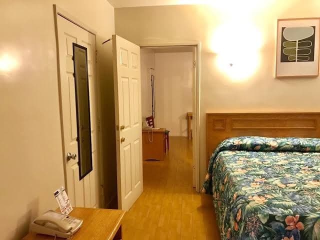 Sunrise Inn Hotel and Food Plaza, Hotel in Turlock