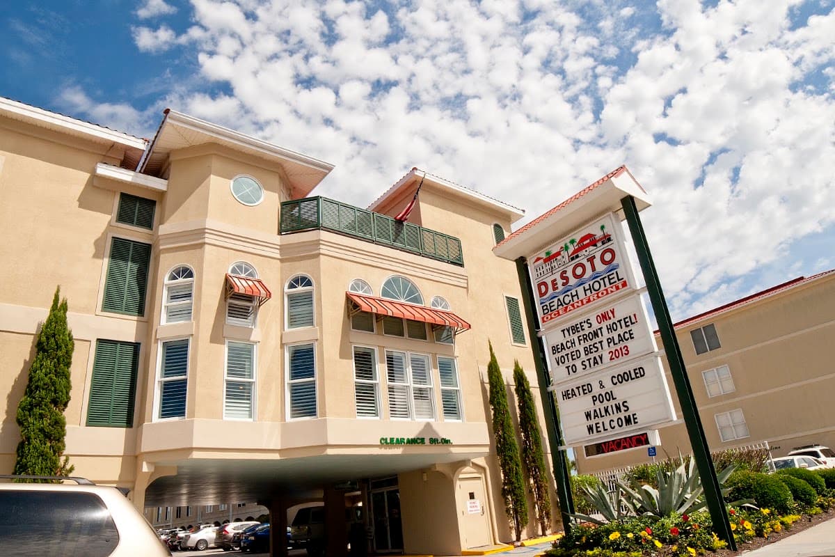 DeSoto Beach Hotel, Hotel in Tybee Island