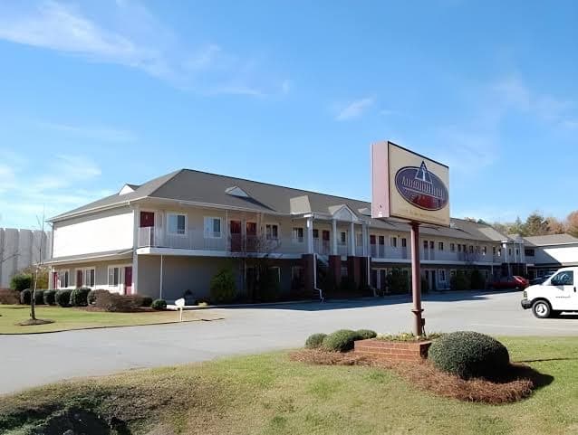 Affordable Suites Lexington, Aparthotel in Tyro